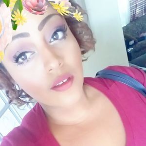 Meet your Posher, Crystal